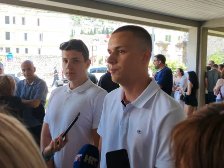 Opis slike